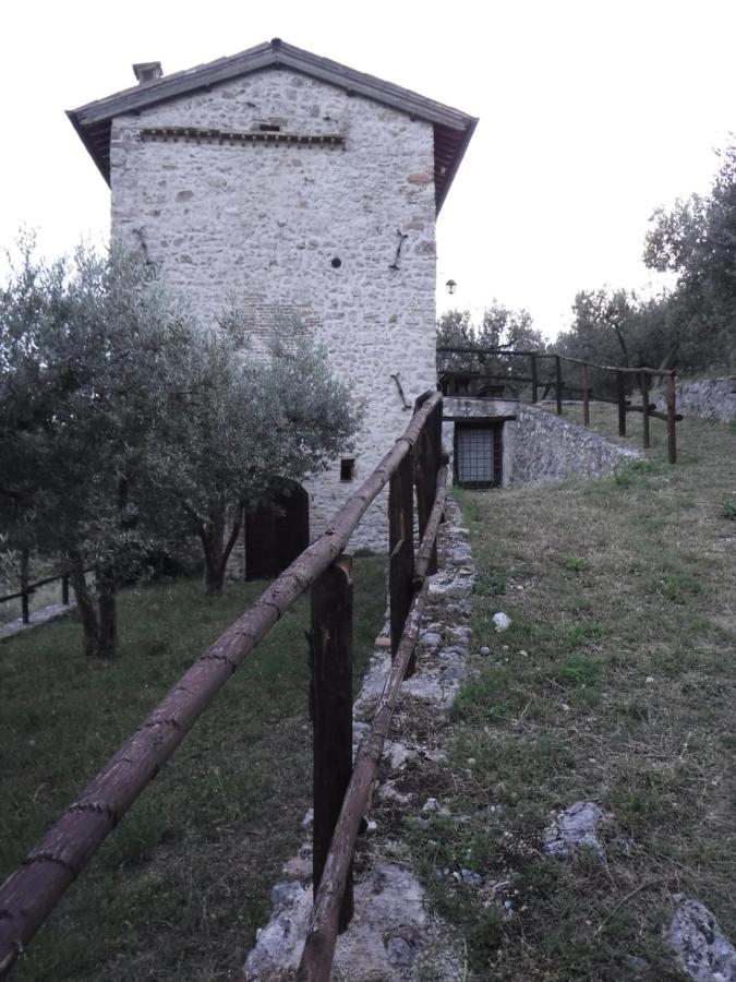 Agriturismo Il Casalino Spoleto Luaran gambar