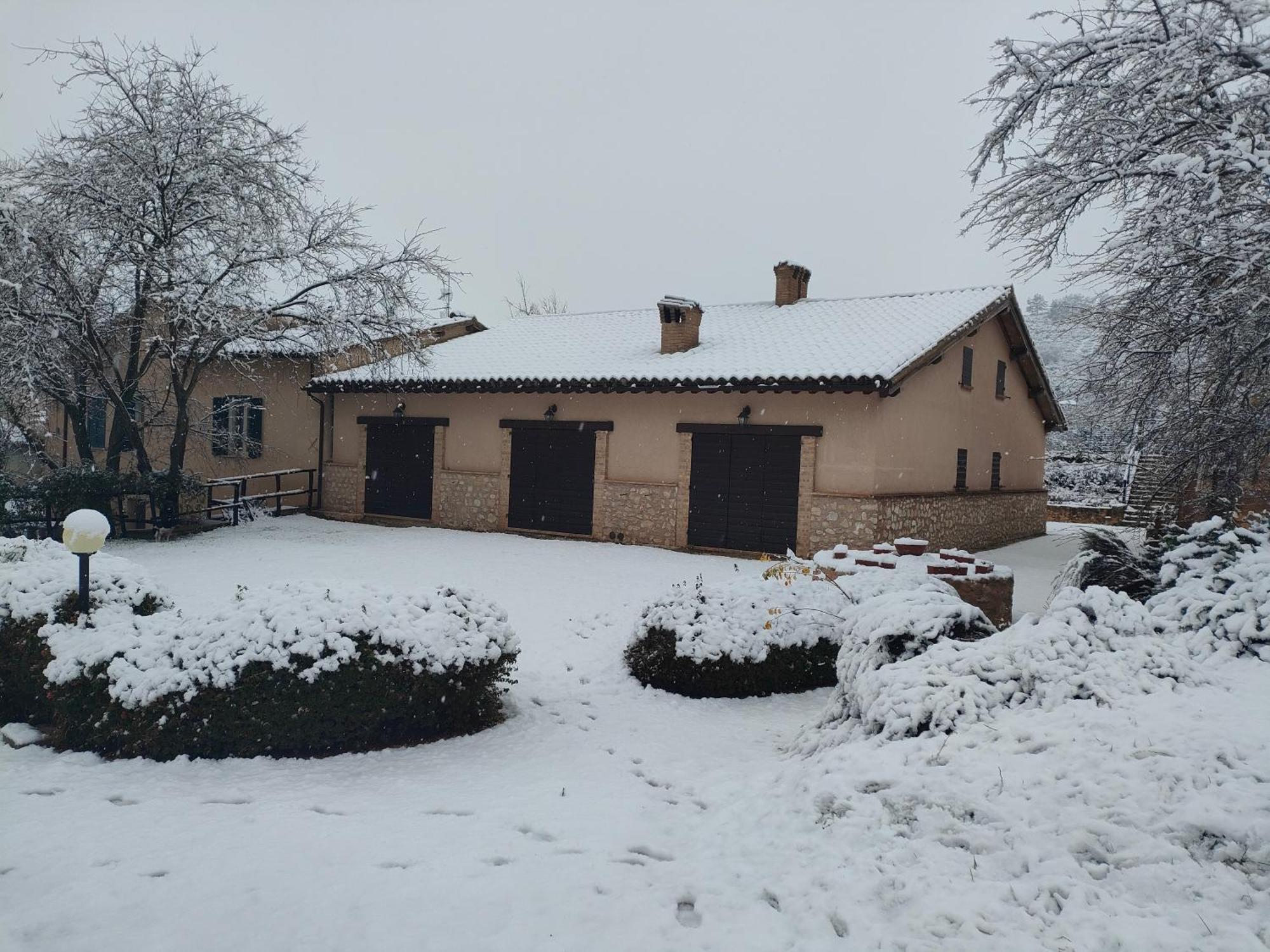 Agriturismo Il Casalino Spoleto Luaran gambar